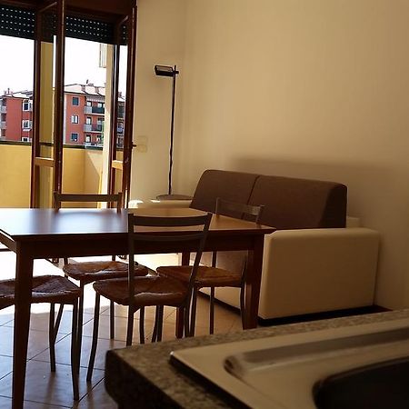 Bilocale Via Imola 4 Lägenhet Verona Exteriör bild
