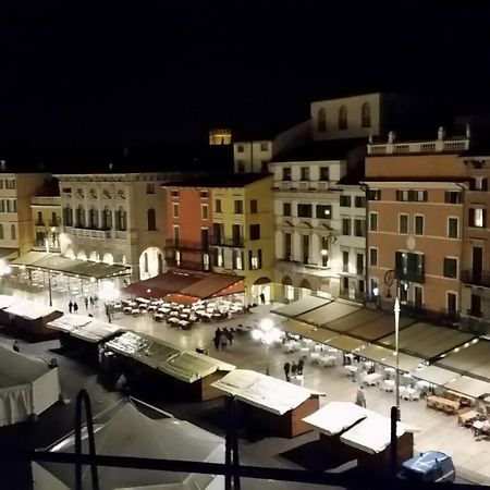 Bilocale Via Imola 4 Lägenhet Verona Exteriör bild