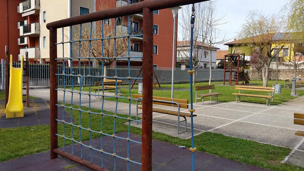 Bilocale Via Imola 4 Lägenhet Verona Exteriör bild