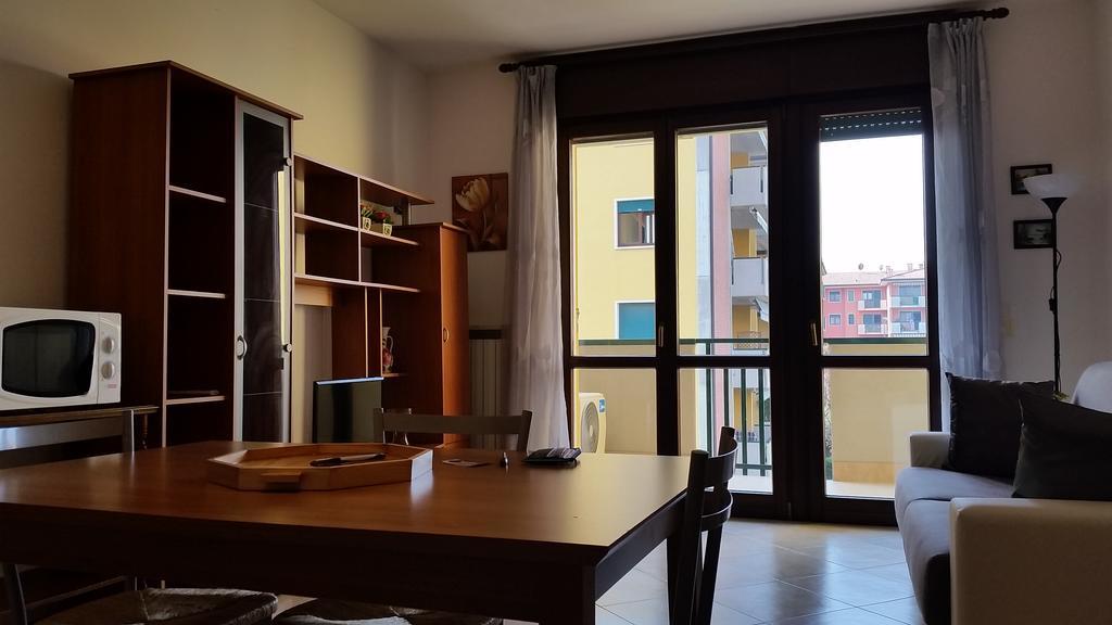 Bilocale Via Imola 4 Lägenhet Verona Exteriör bild